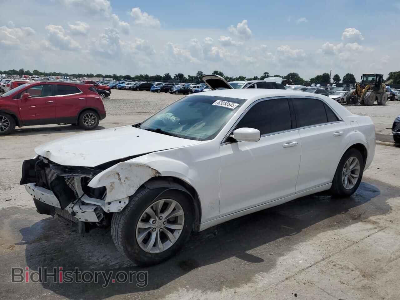 Фотография 2C3CCAAG1JH338529 - CHRYSLER 300 2018