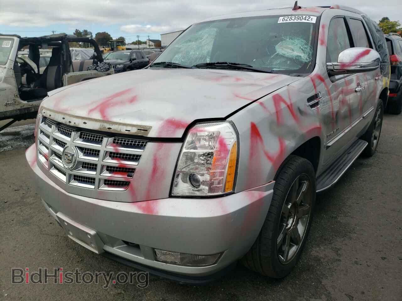 2011 CADILLAC ESCALADE - VIN: 1GYS4BEF7BR379996 - Фото 2