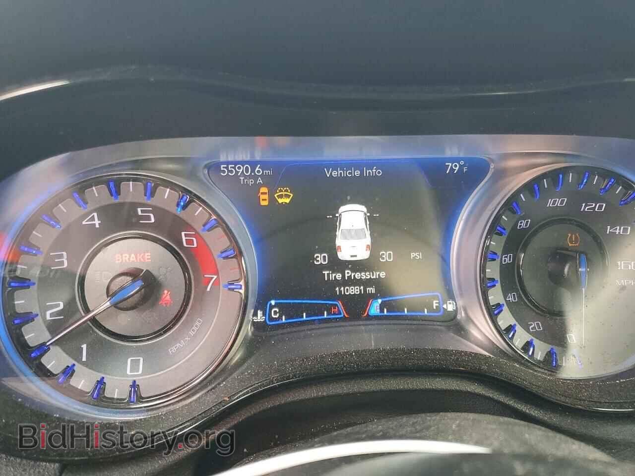 2019 CHRYSLER 300 - VIN: 2C3CCABT3KH580431 - Photo 9
