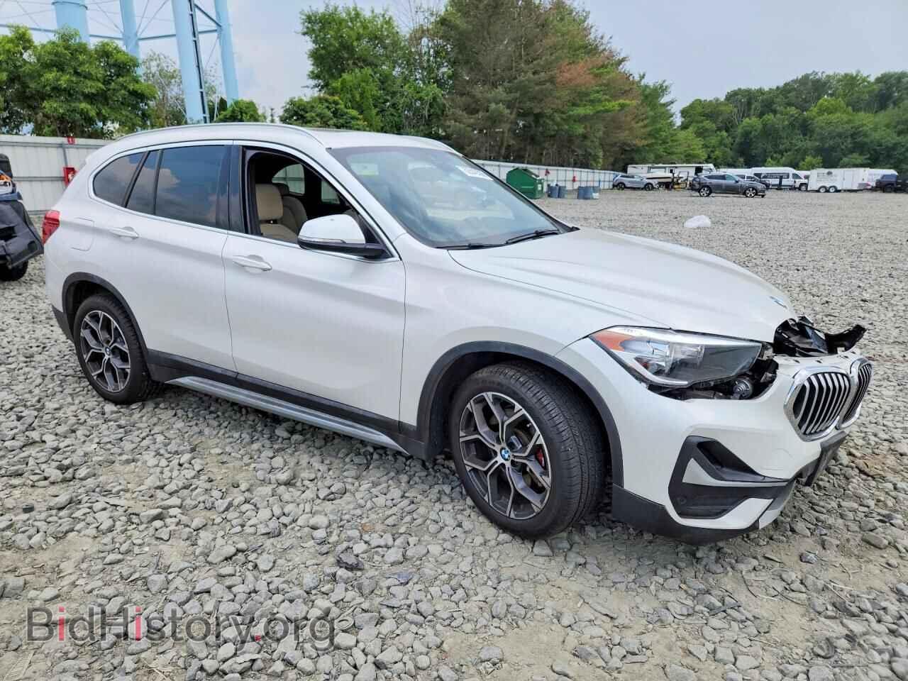 2021 BMW X1 - VIN: WBXJG9C04M3M76355 - Фото 4