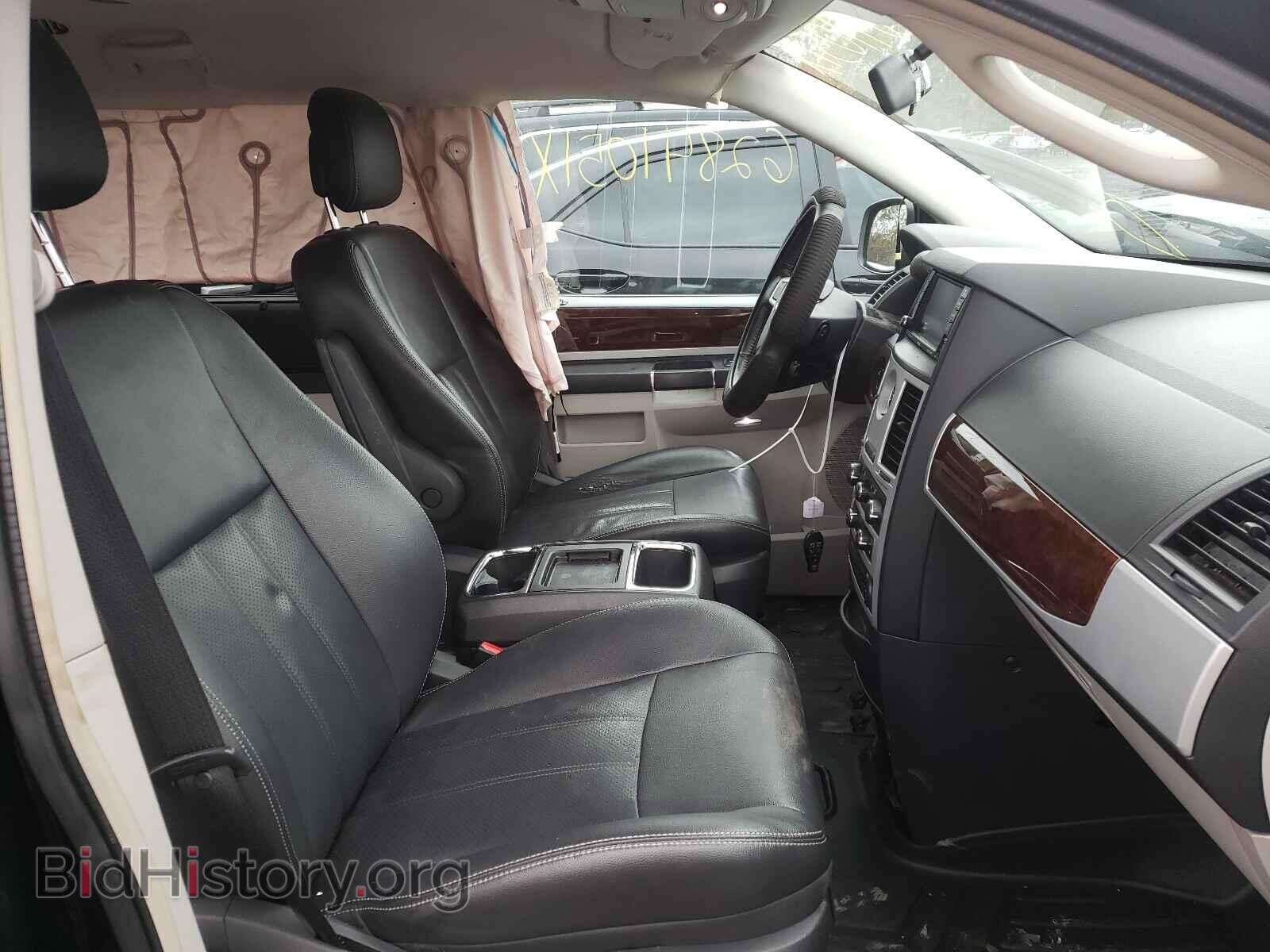 2010 CHRYSLER MINIVAN - VIN: 2A4RR8DX5AR334156 - Фото 5