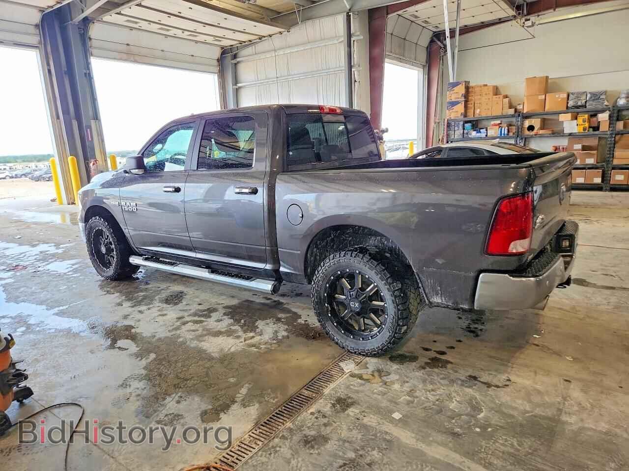 2018 RAM 1500 - VIN: 3C6RR7LT8JG227095 - Photo 2