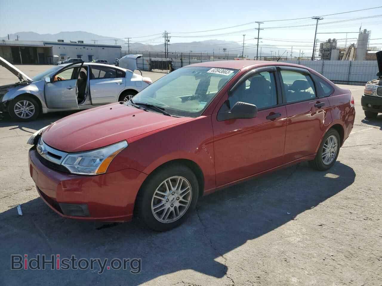Фотография 1FAHP35N59W185098 - FORD FOCUS 2009
