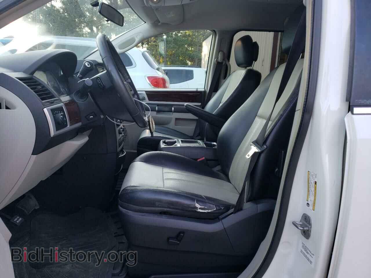 2010 CHRYSLER MINIVAN - VIN: 2A4RR8DX8AR358368 - Фото 7