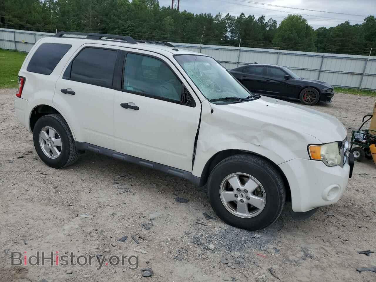 2011 FORD ESCAPE - VIN: 1FMCU0D76BKB74747 - Photo 4