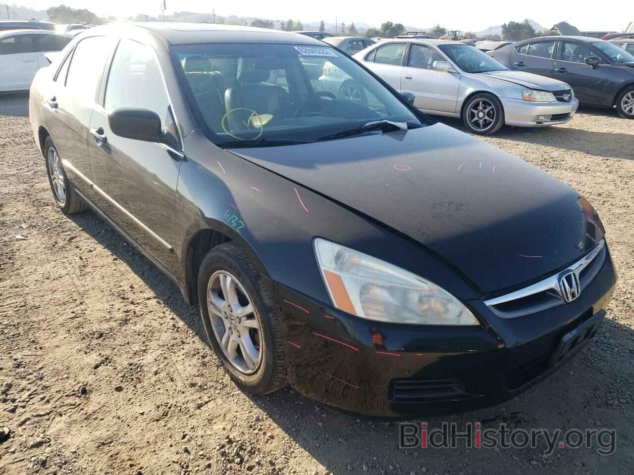 Photo 1HGCM56866A097835 - HONDA ACCORD 2006