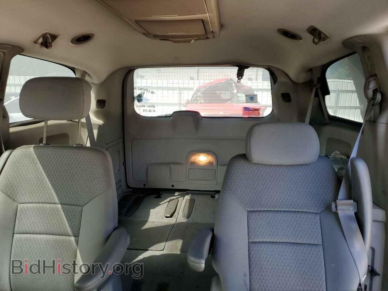 2008 CHRYSLER MINIVAN - VIN: 2A8HR54P28R720892 - Фото 10