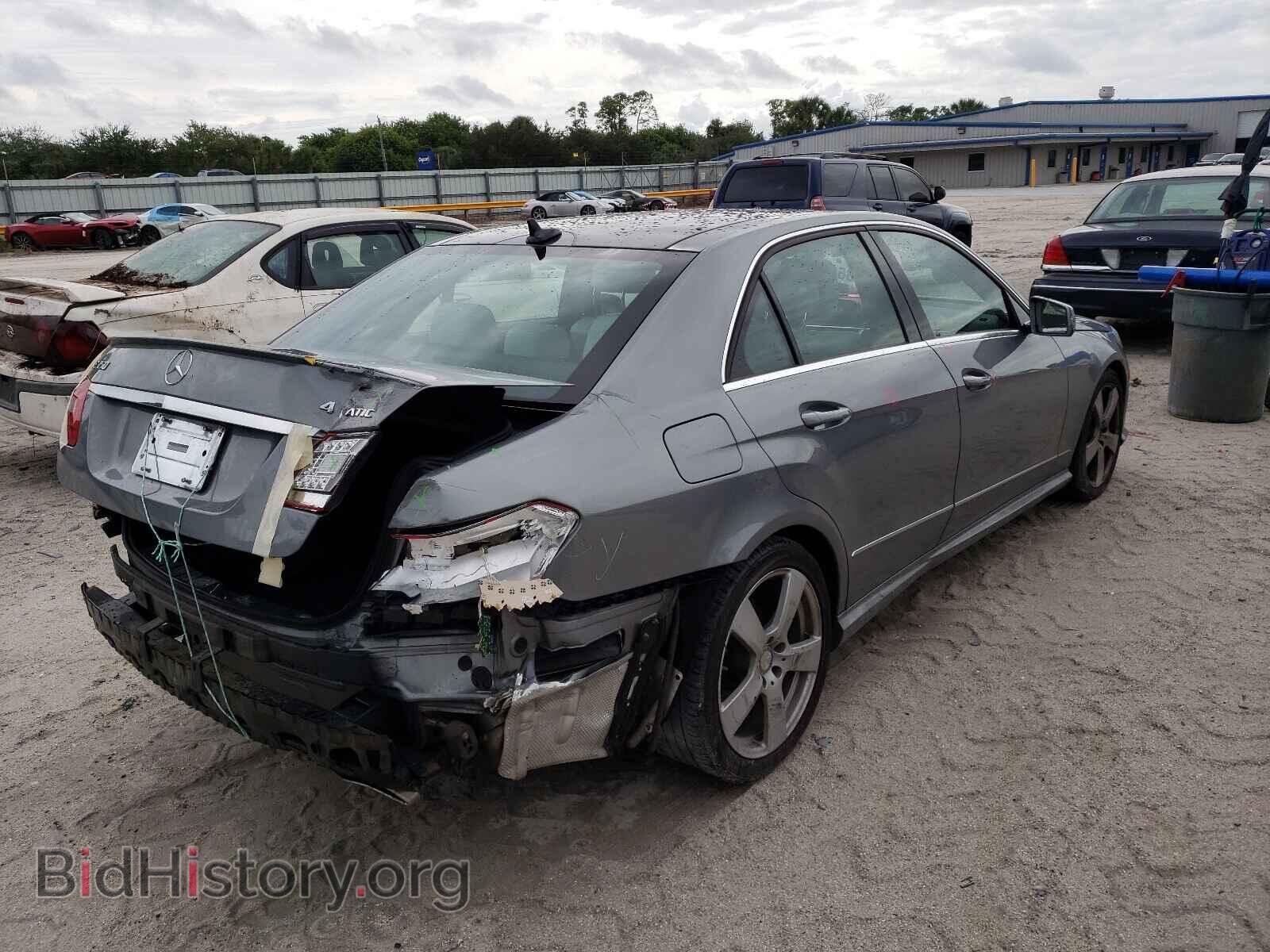2011 MERCEDES-BENZ E-CLASS - VIN: WDDHF8HB9BA445586 - Фото 4