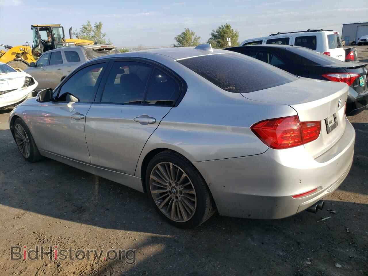 2015 BMW 3 SERIES - VIN: WBA3A5C54FP604484 - Фото 2
