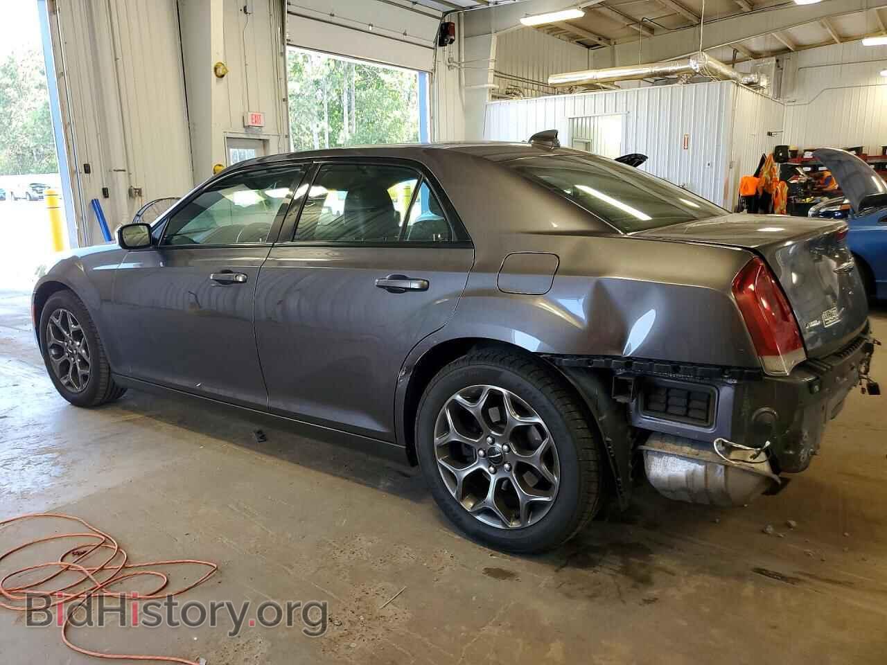 2018 CHRYSLER 300 - VIN: 2C3CCAGG3JH300534 - Photo 2