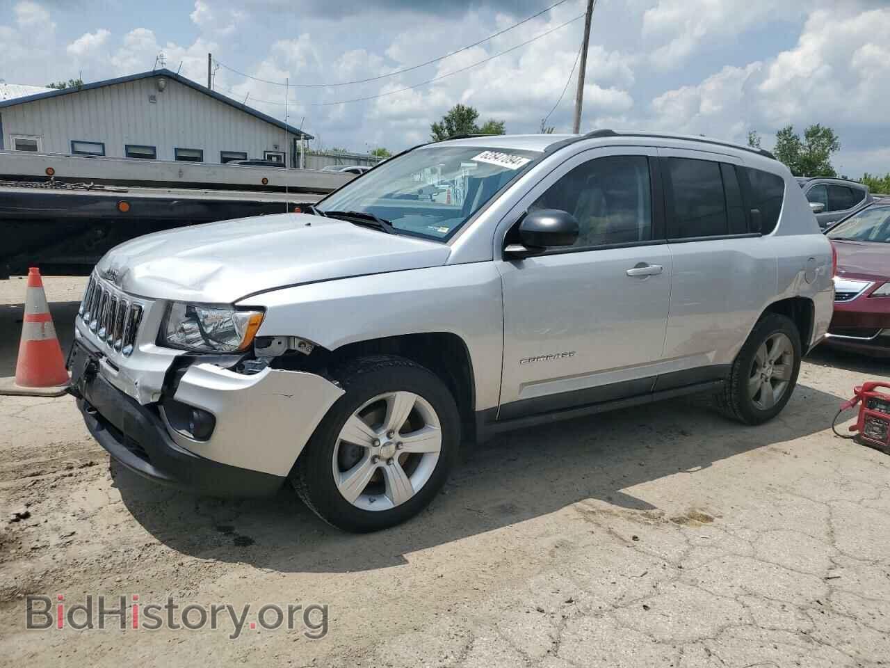 Photo 1J4NF1FB7BD280010 - JEEP COMPASS 2011