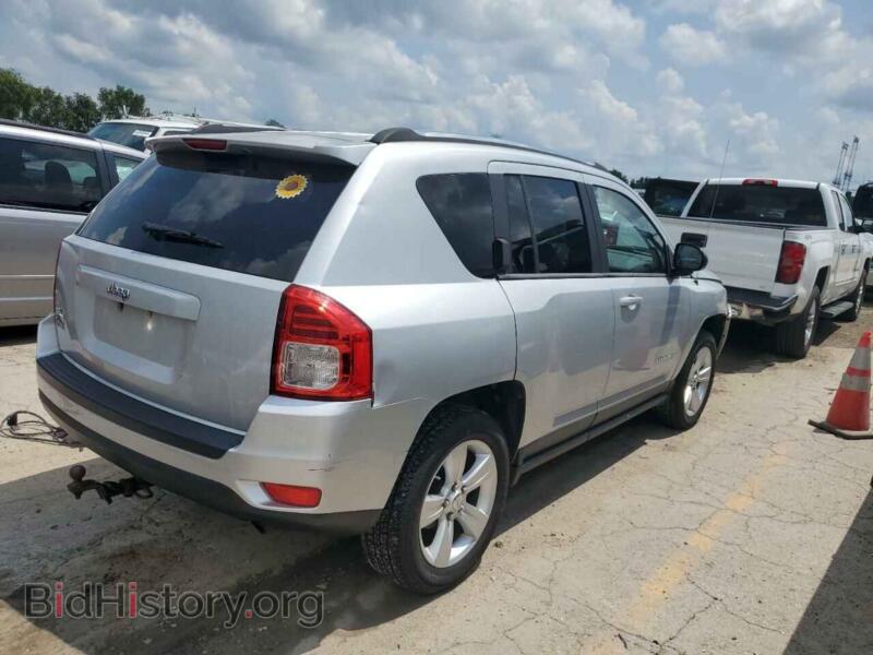 2011 Jeep COMPASS (VIN 1J4NF1FB7BD280010) — фото 3 из 12
