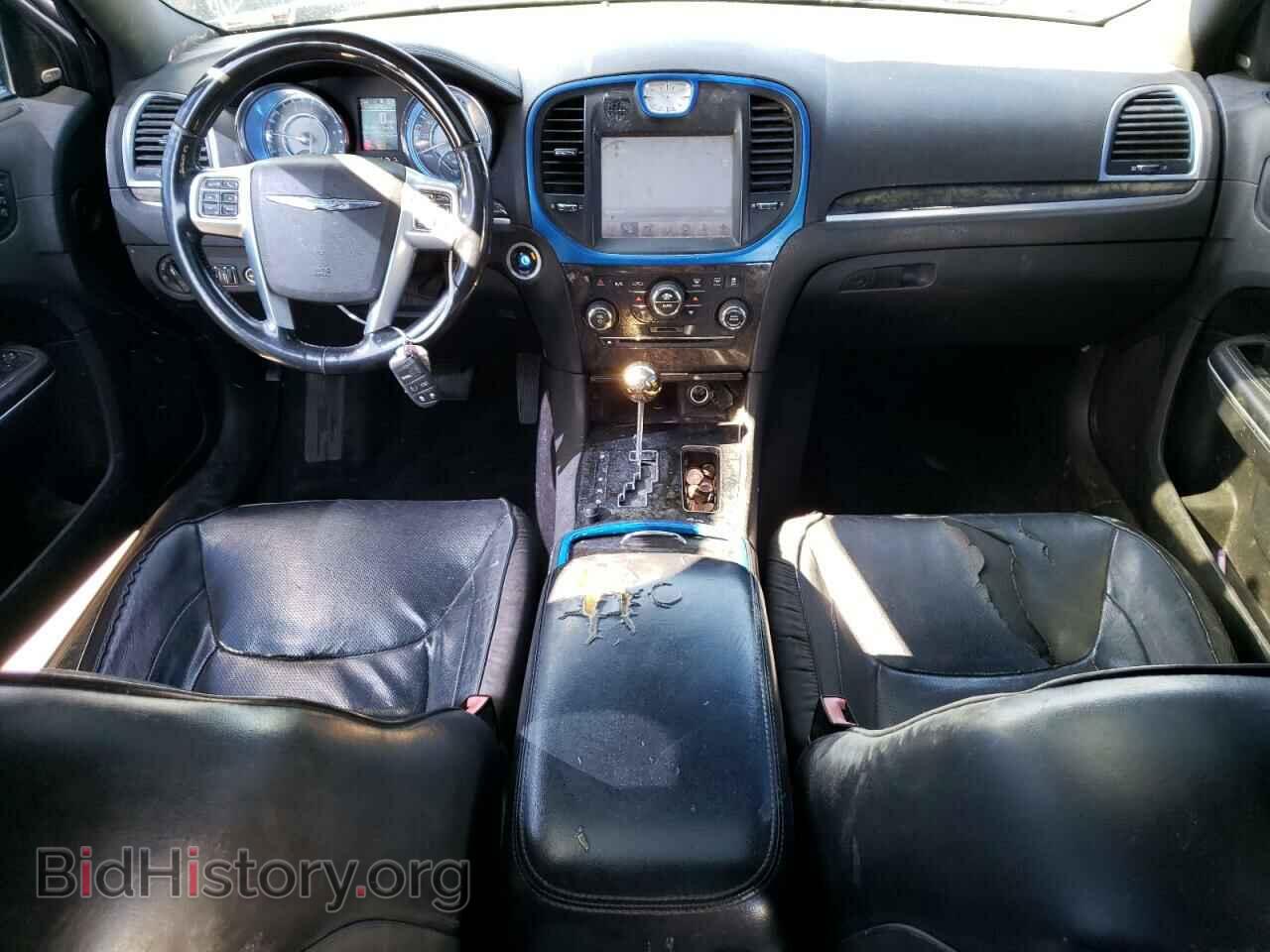 2011 CHRYSLER 300 - VIN: 2C3CA6CT2BH585329 - Фото 8