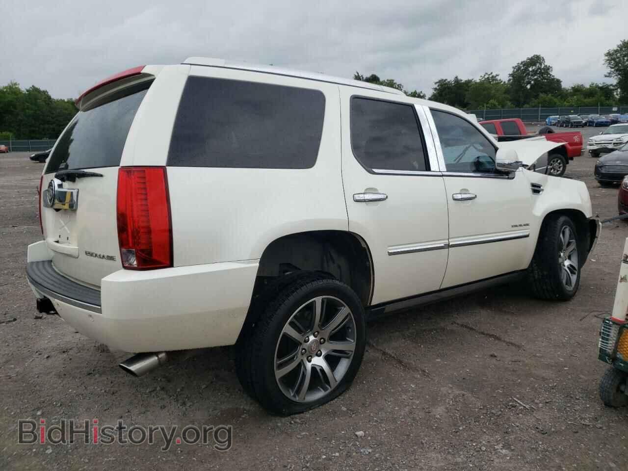 2011 CADILLAC ESCALADE - VIN: 1GYS4CEF4BR343138 - Фото 3