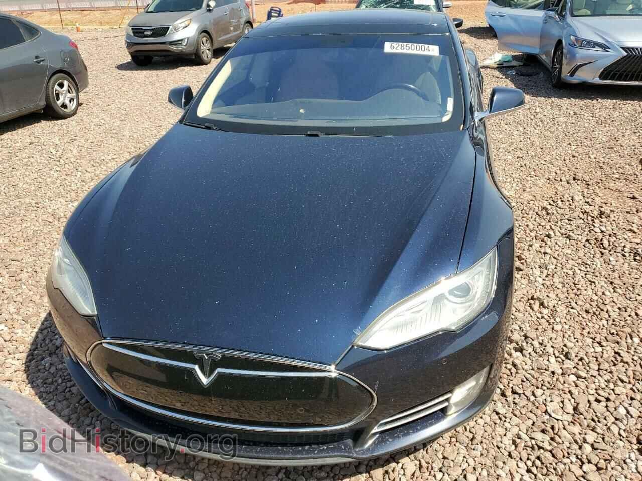 2014 TESLA MODEL S - VIN: 5YJSA1H17EFP33499 - Фото 5