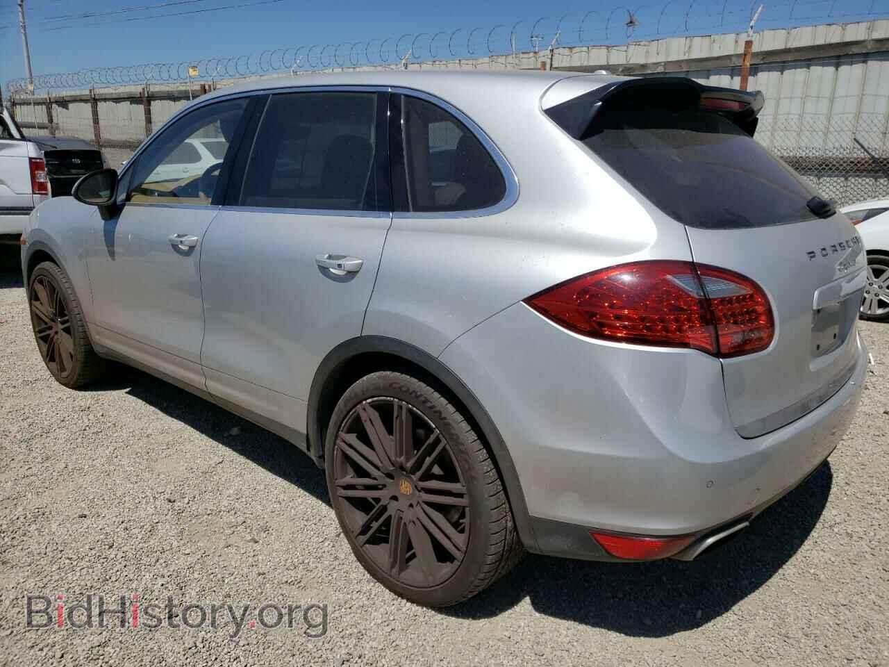 2012 PORSCHE CAYENNE - VIN: WP1AA2A27CLA03704 - Фото 2