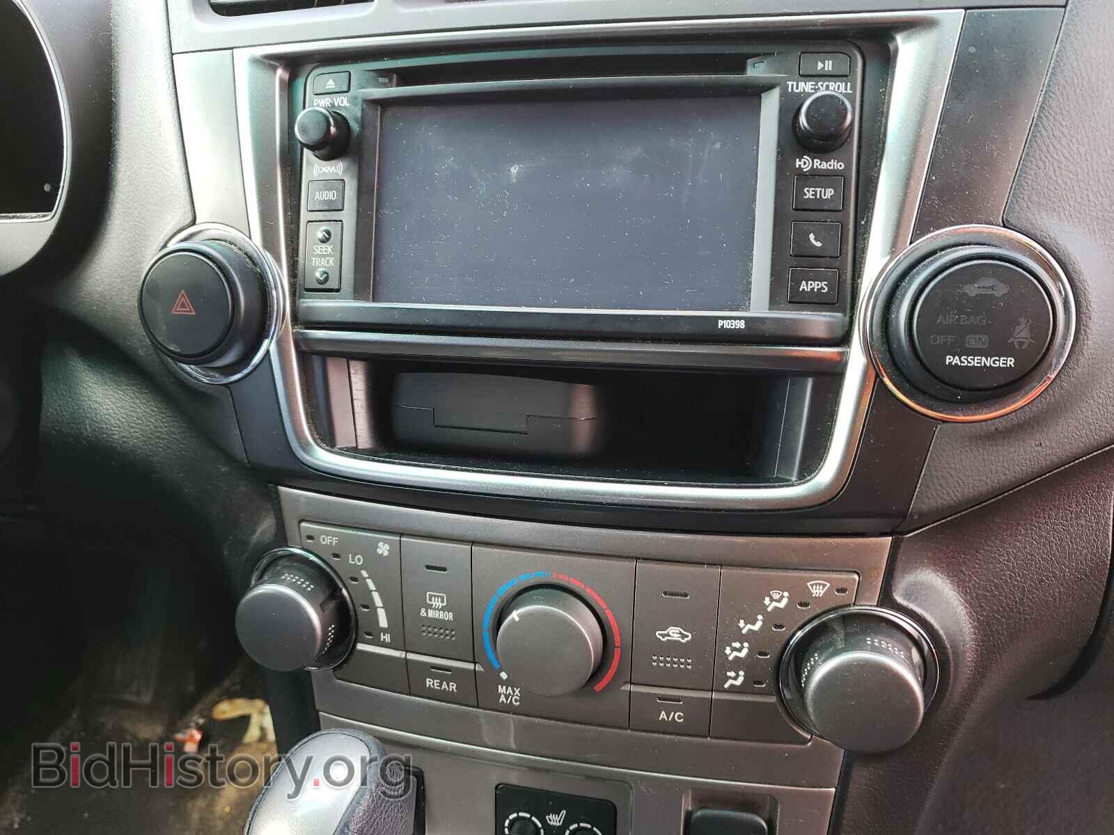 2013 TOYOTA HIGHLANDER - VIN: 5TDBK3EH8DS196579 - Фото 9