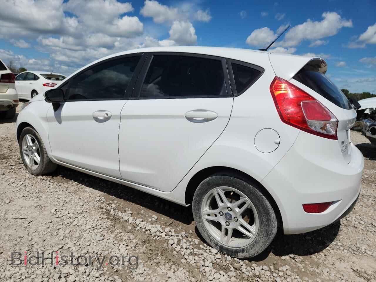 2017 FORD FIESTA - VIN: 3FADP4EJ2HM118670 - Фото 2