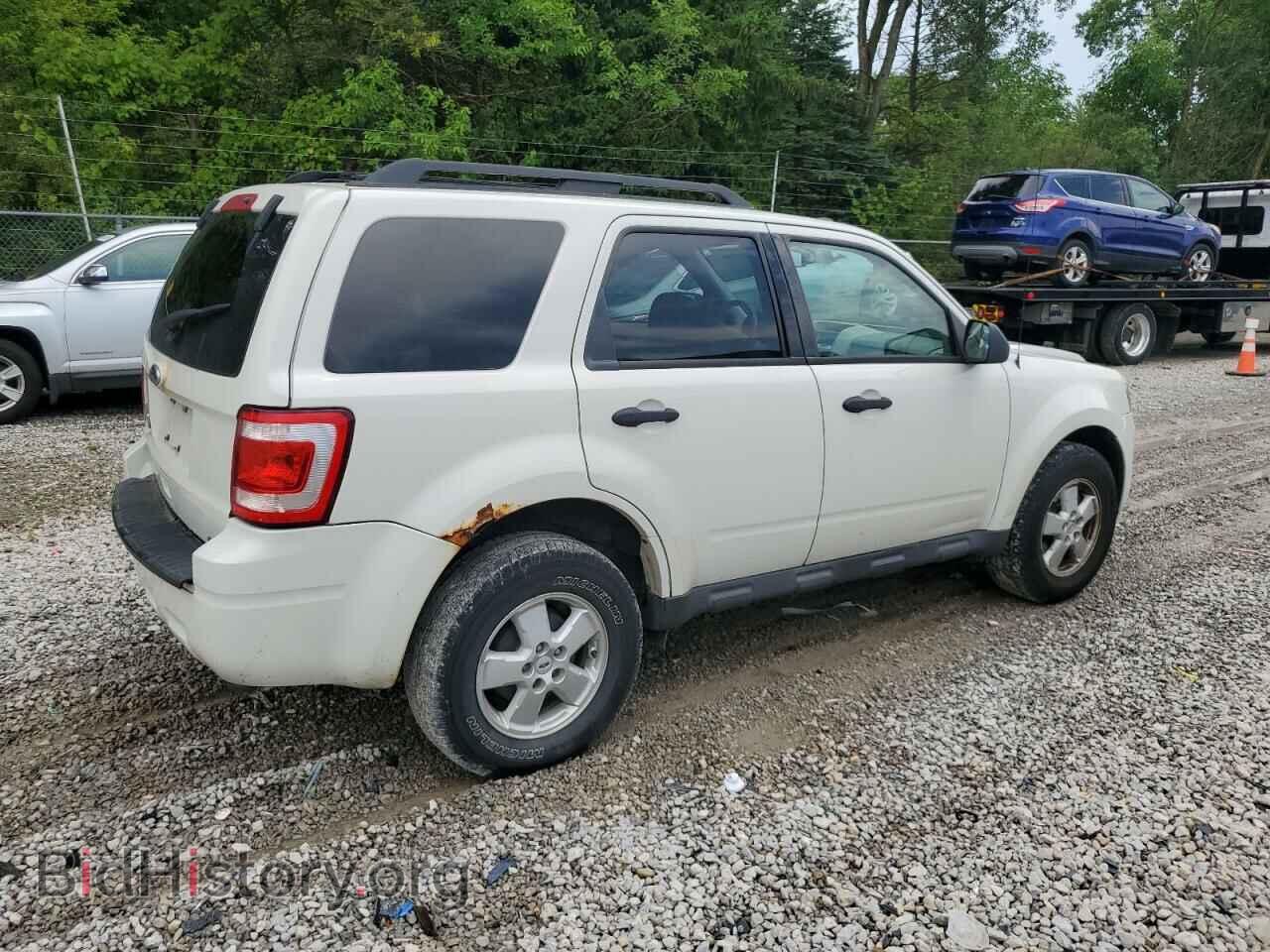 2010 FORD ESCAPE - VIN: 1FMCU0D7XAKA34487 - Фото 3
