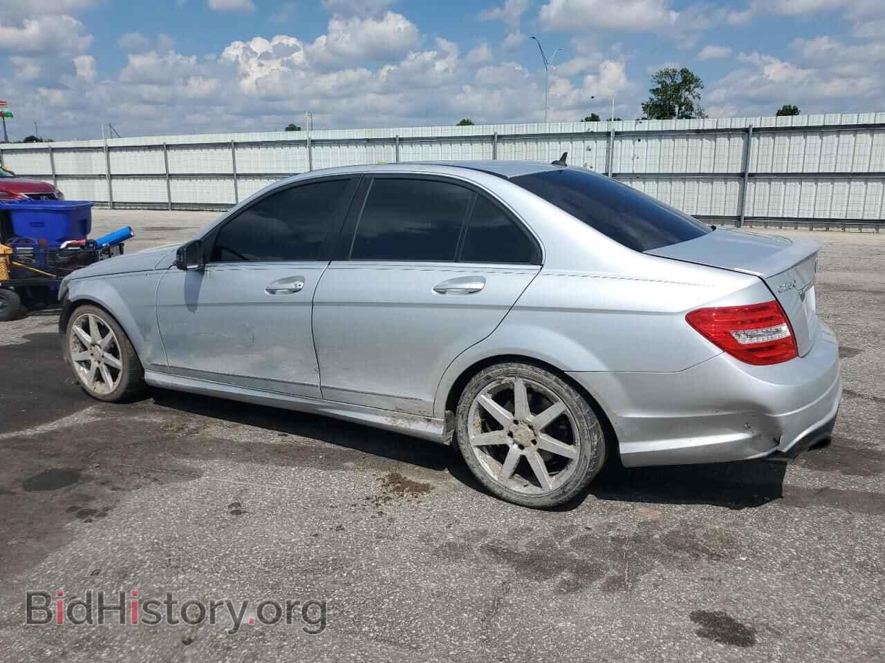 2014 MERCEDES-BENZ C-CLASS - VIN: WDDGF4HB4EA957992 - Фото 2