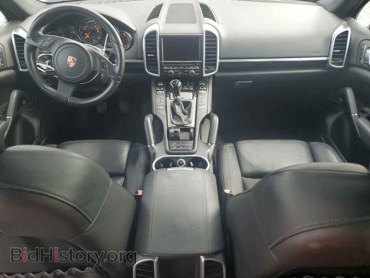 2011 PORSCHE CAYENNE - VIN: WP1AA2A26BLA03692 - Photo 8