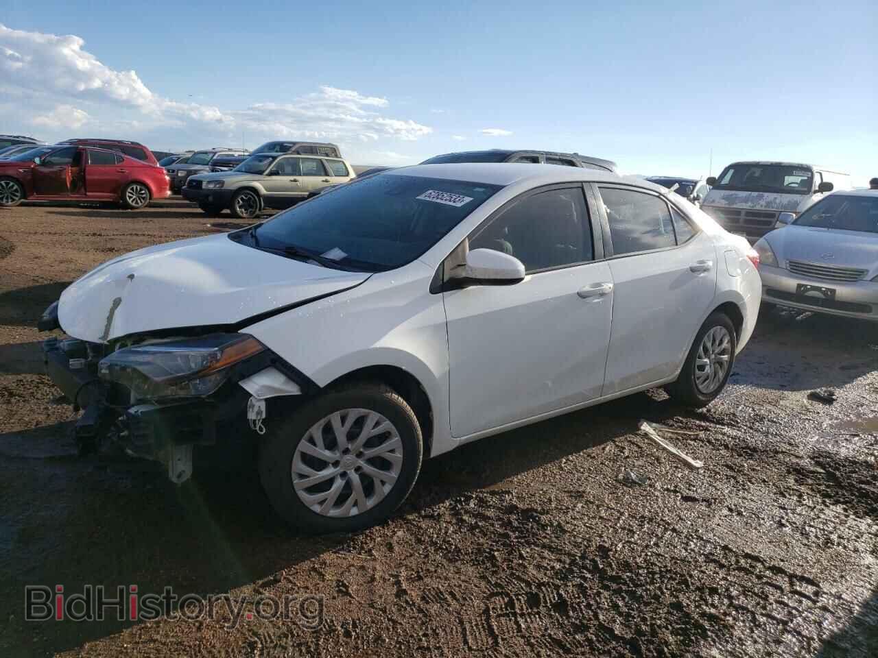 Фотография 5YFBURHEXHP723258 - TOYOTA COROLLA 2017