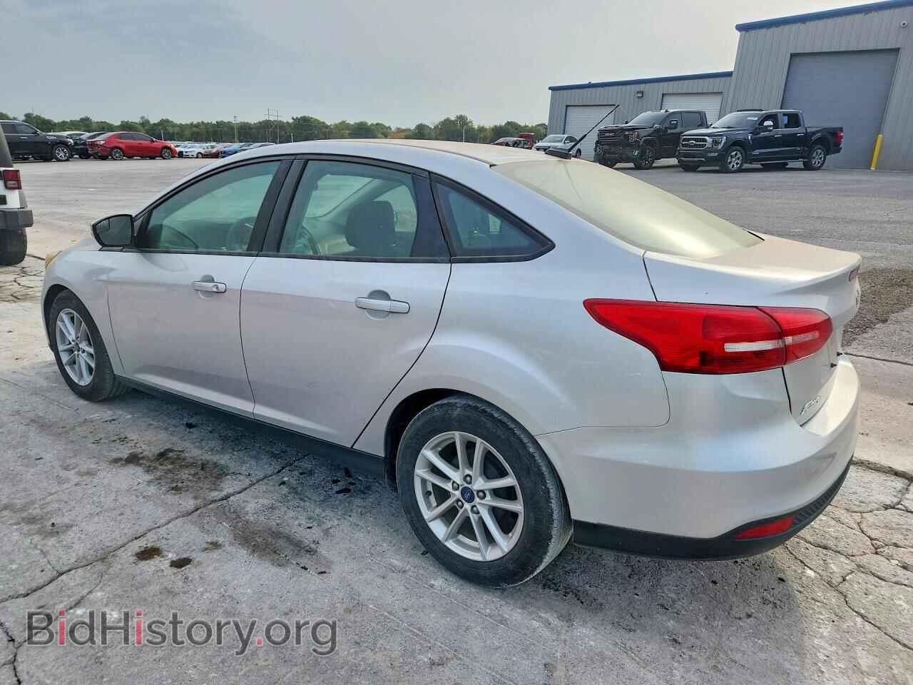 2017 FORD FOCUS - VIN: 1FADP3F26HL325727 - Photo 2