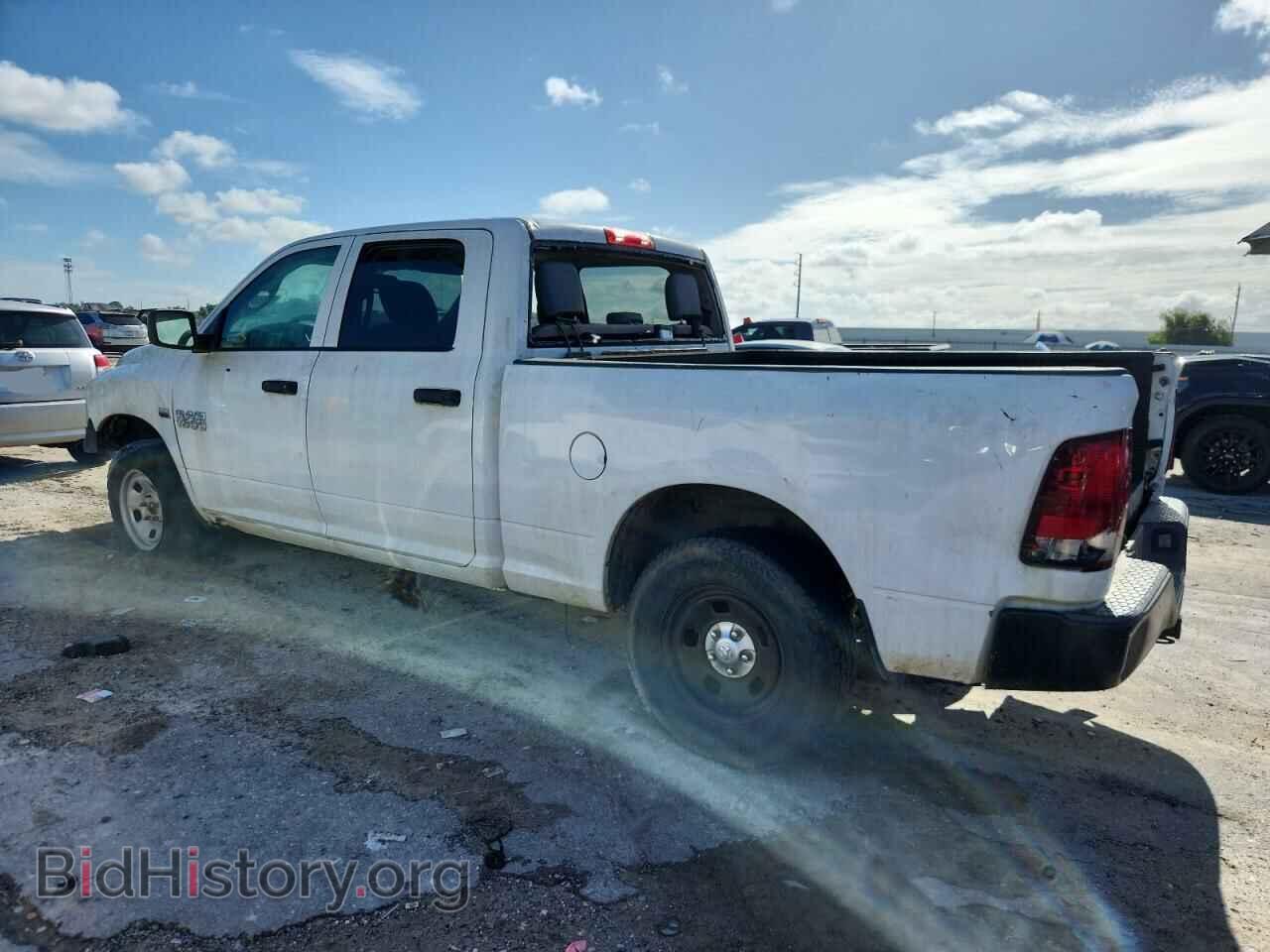 2018 RAM 1500 - VIN: 1C6RR7ST4JS172400 - Фото 2
