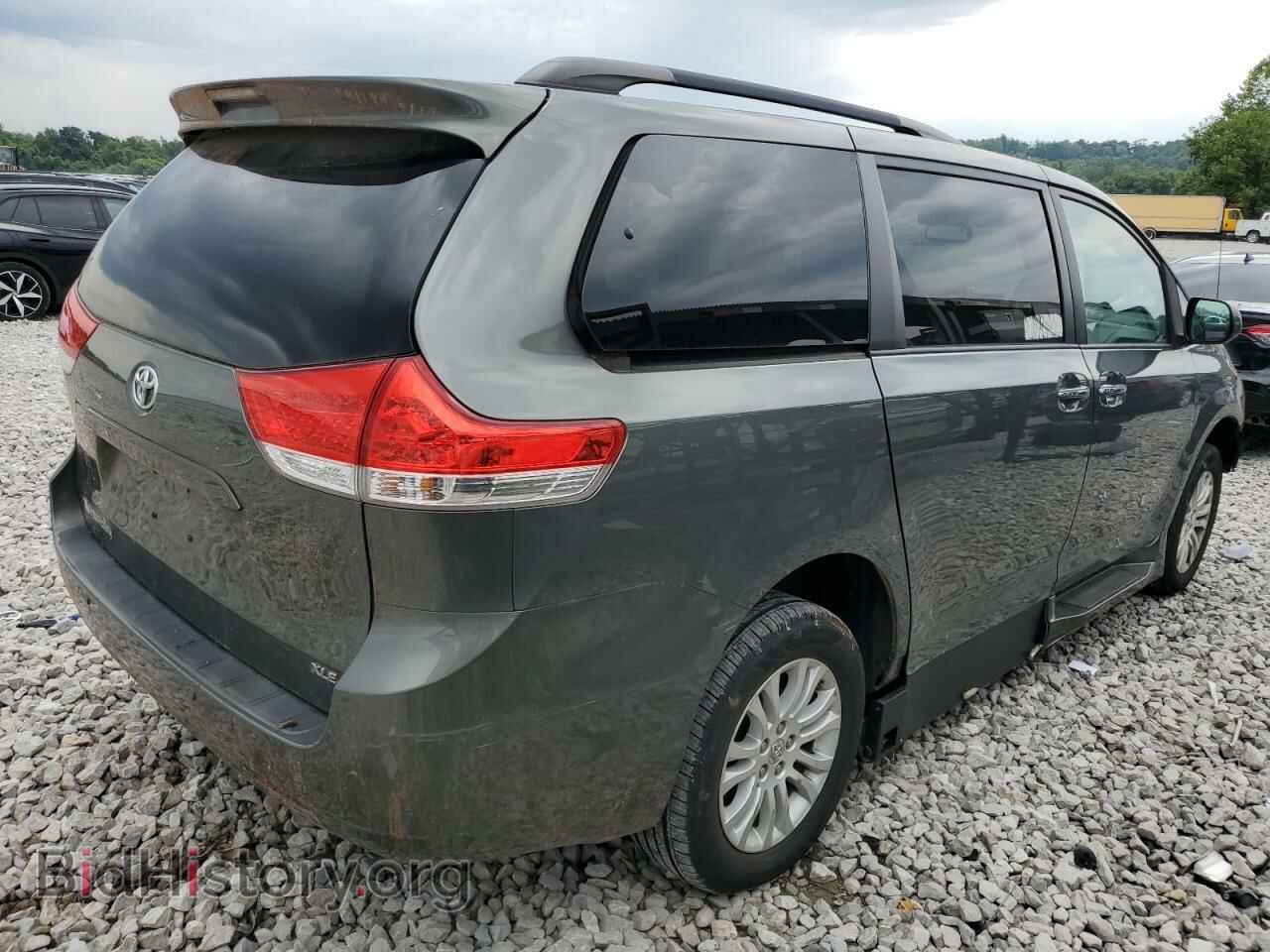 2014 TOYOTA All Models - VIN: 5TDYK3DC1ES422334 - Фото 3