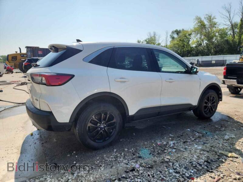 2020 Ford ESCAPE (VIN 1FMCU9G63LUA98627) — фото 3 из 16