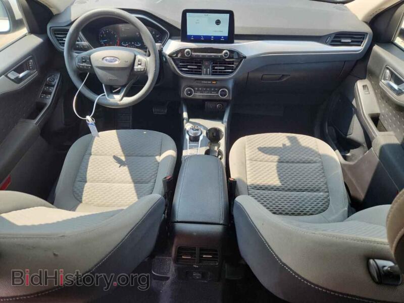 2020 Ford ESCAPE (VIN 1FMCU9G63LUA98627) — фото 8 из 16