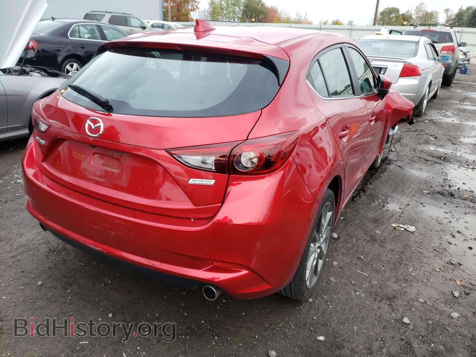 2018 MAZDA 3 - VIN: 3MZBN1M33JM250543 - Фото 4