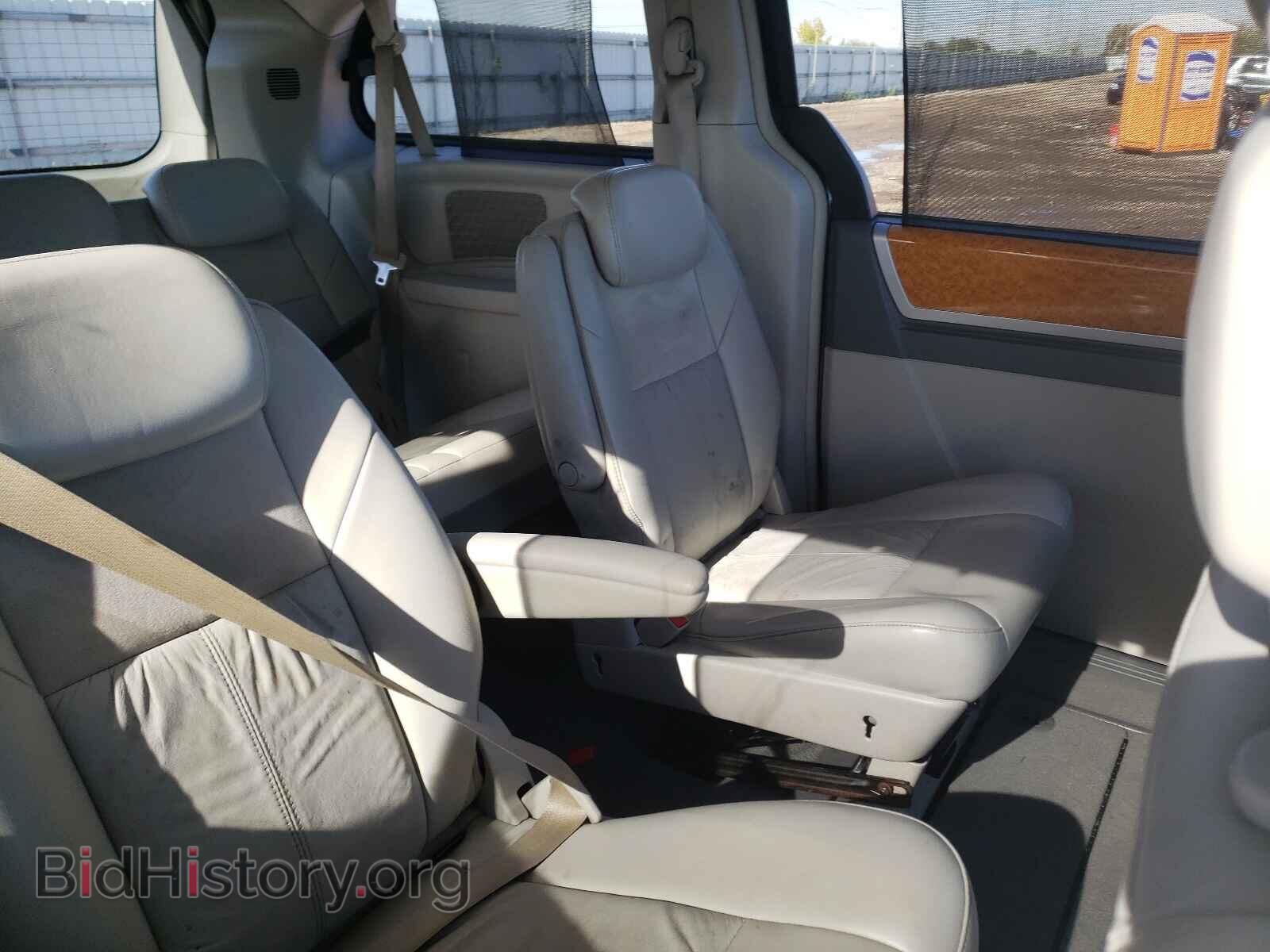 2010 CHRYSLER MINIVAN - VIN: 2A4RR7DX5AR321787 - Фото 6
