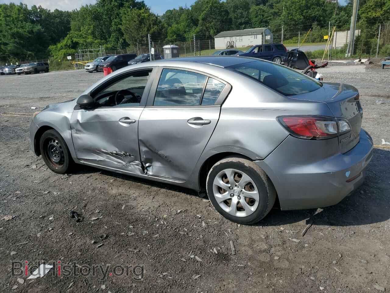 2013 MAZDA 3 - VIN: JM1BL1UP3D1737691 - Photo 2