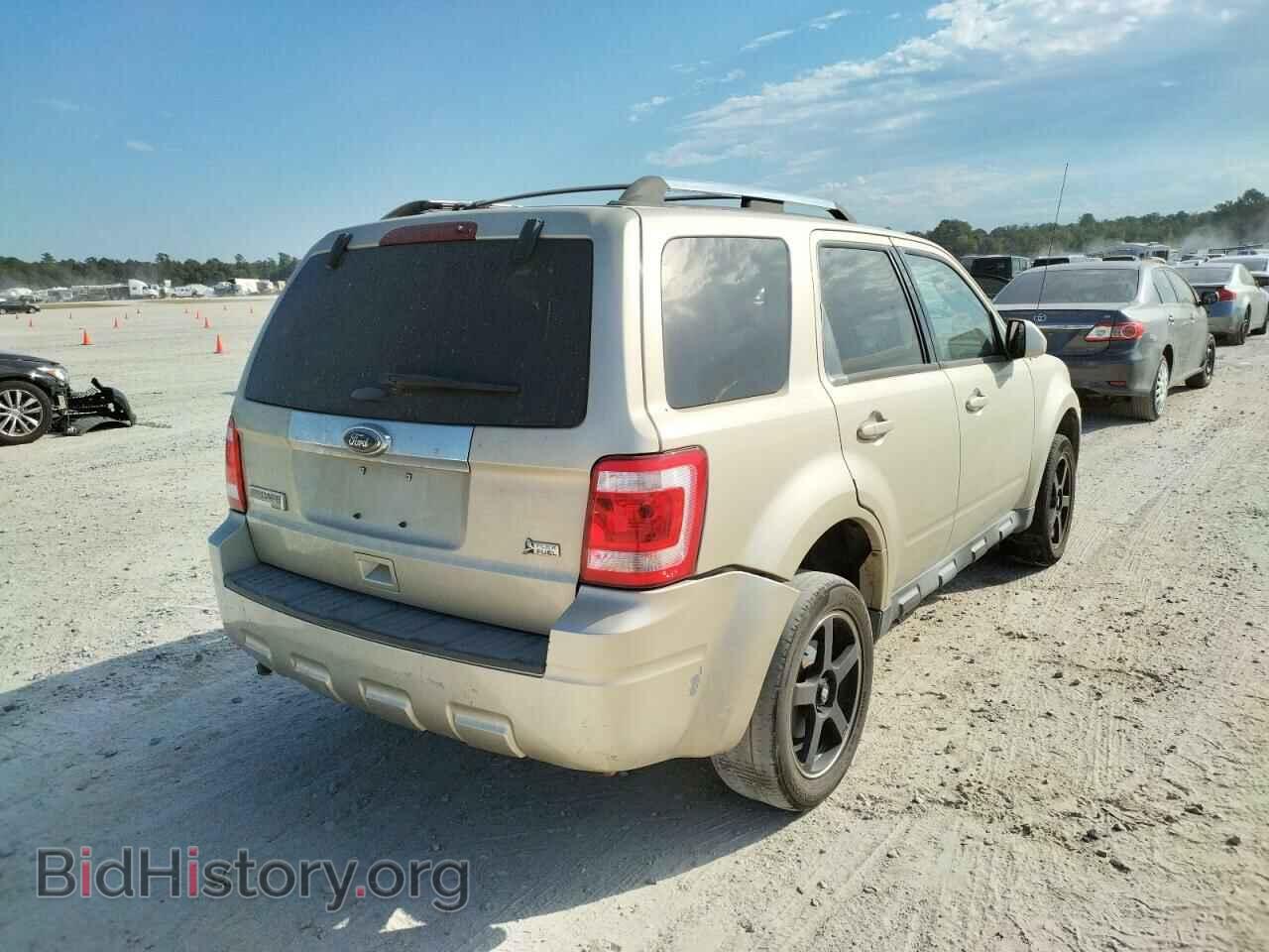2011 FORD ESCAPE - VIN: 1FMCU0EG4BKC69497 - Фото 4