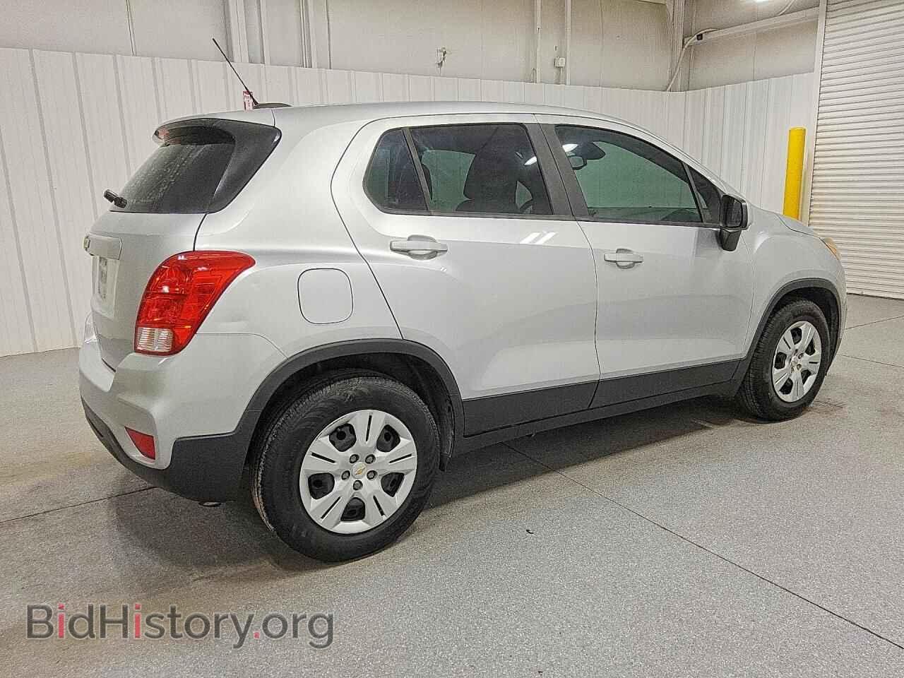 2017 CHEVROLET TRAX - VIN: 3GNCJKSB3HL133748 - Фото 3