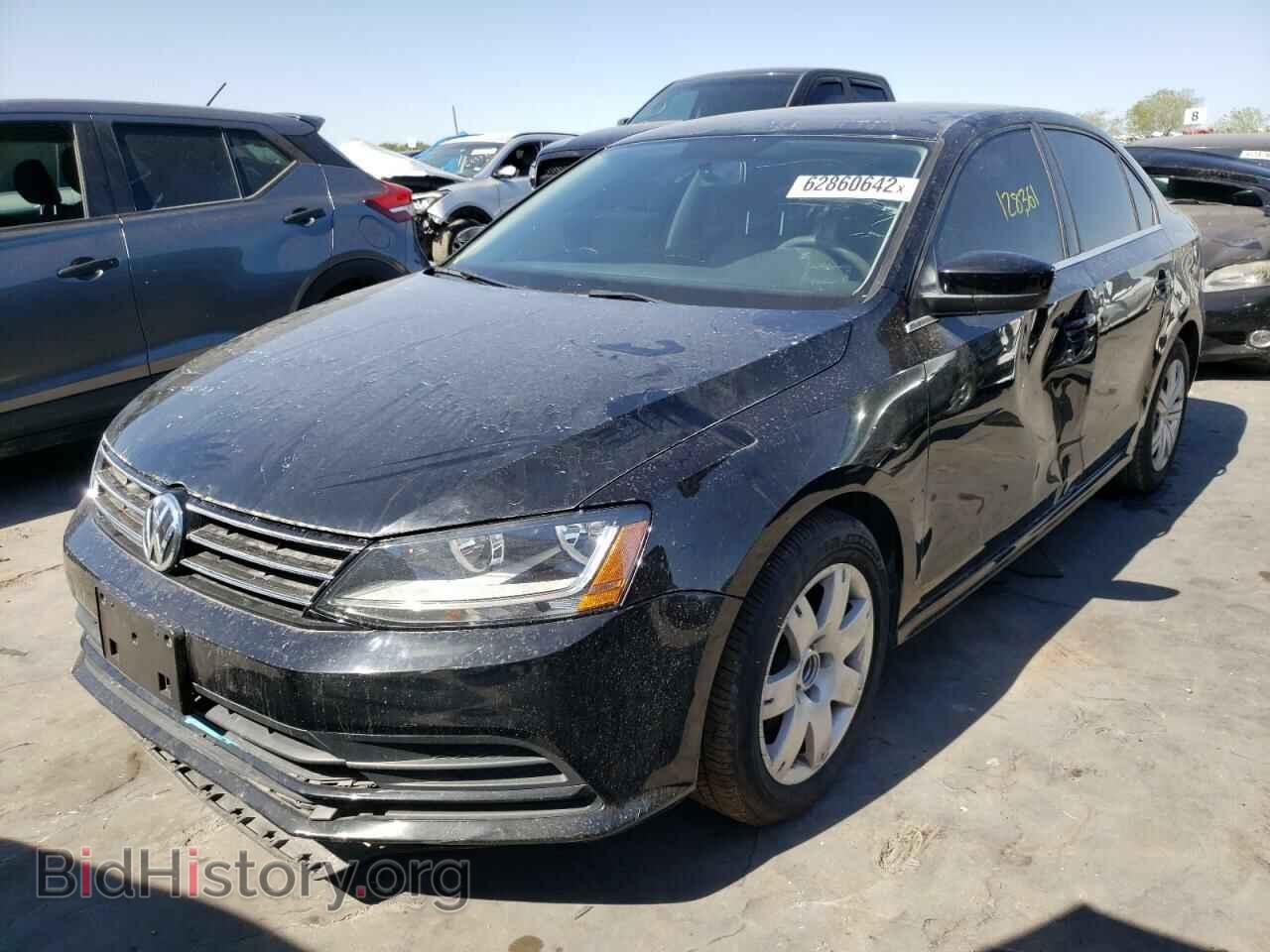2017 VOLKSWAGEN JETTA - VIN: 3VW2B7AJ2HM409755 - Photo 2