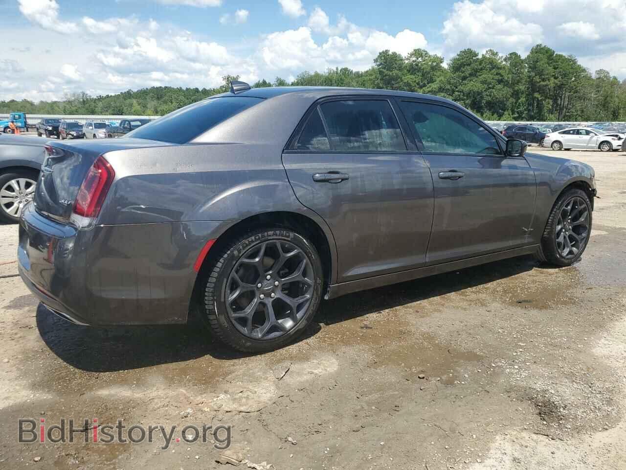2019 CHRYSLER 300 - VIN: 2C3CCAAGXKH610397 - Фото 3