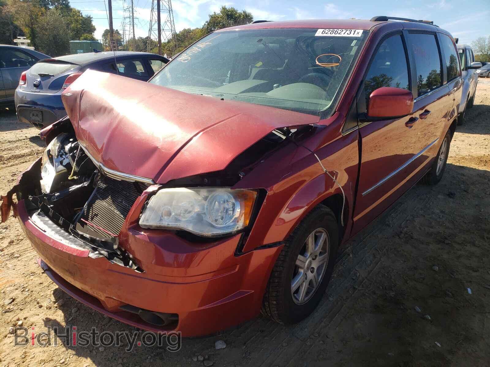 2010 CHRYSLER MINIVAN - VIN: 2A4RR5D10AR358665 - Фото 2