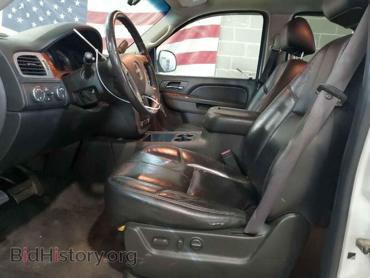 2011 GMC YUKON - VIN: 1GKS2DE03BR226023 - Photo 7