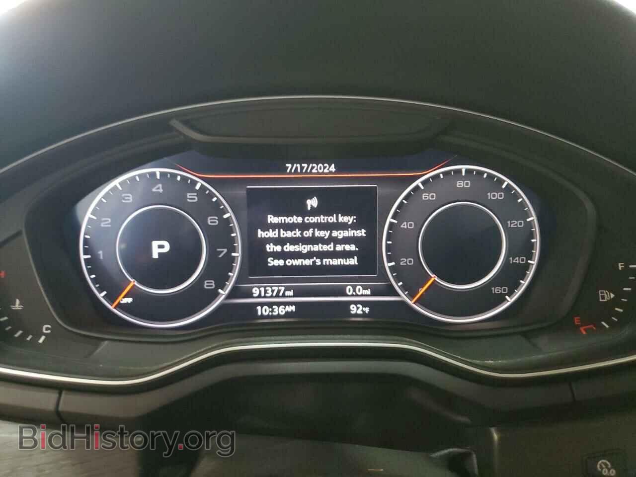 2017 AUDI A4 - VIN: WAUKMAF41HN060250 - Фото 9