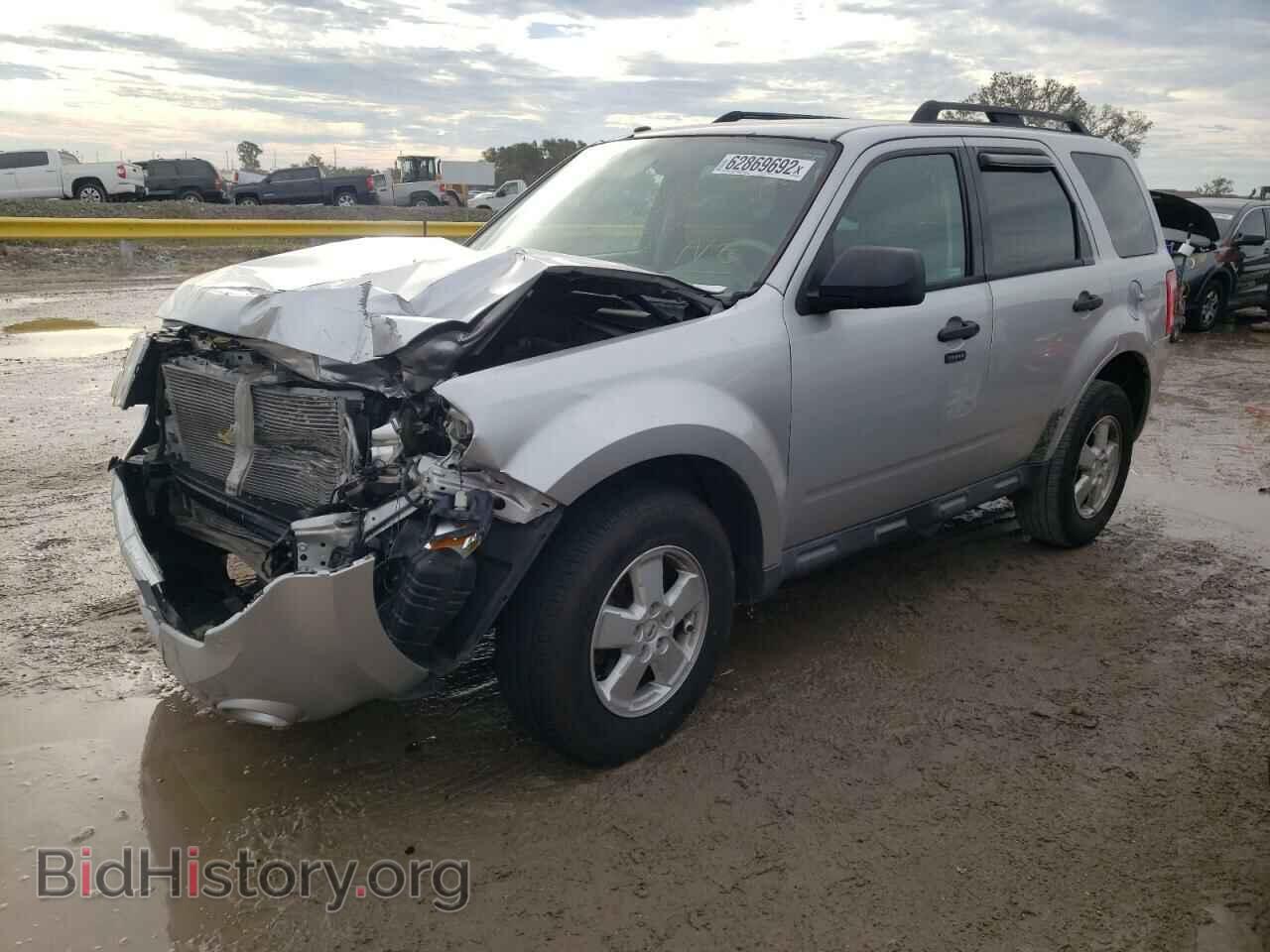 2011 FORD ESCAPE - VIN: 1FMCU0D79BKA72634 - Фото 2