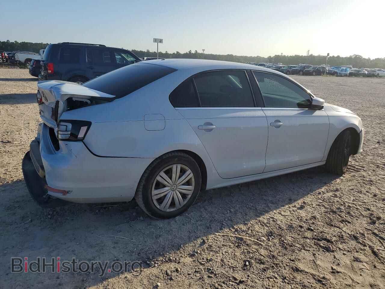 2017 VOLKSWAGEN JETTA - VIN: 3VW2B7AJ3HM382582 - Photo 3