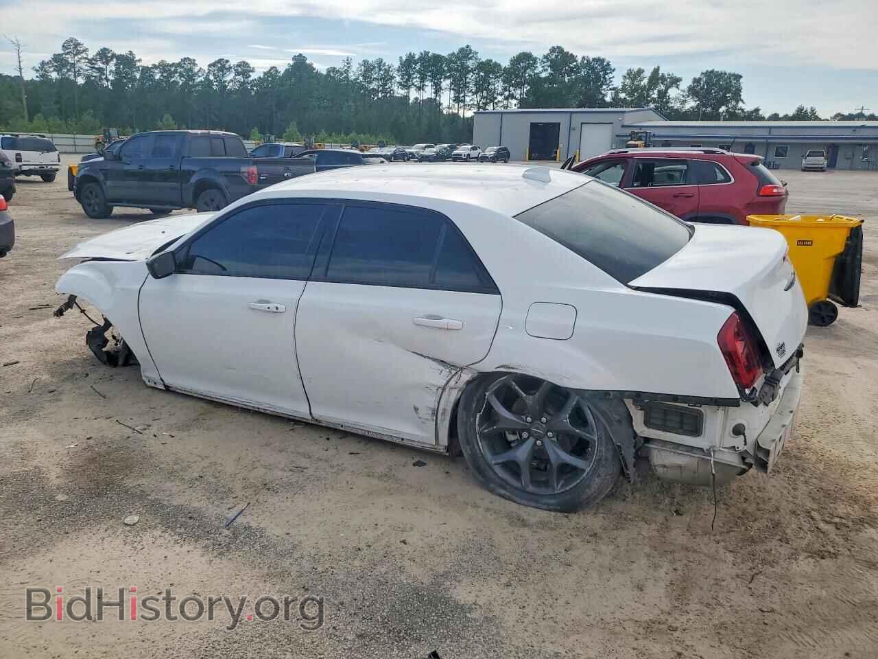 2023 CHRYSLER 300 - VIN: 2C3CCAAGXPH706554 - Photo 2