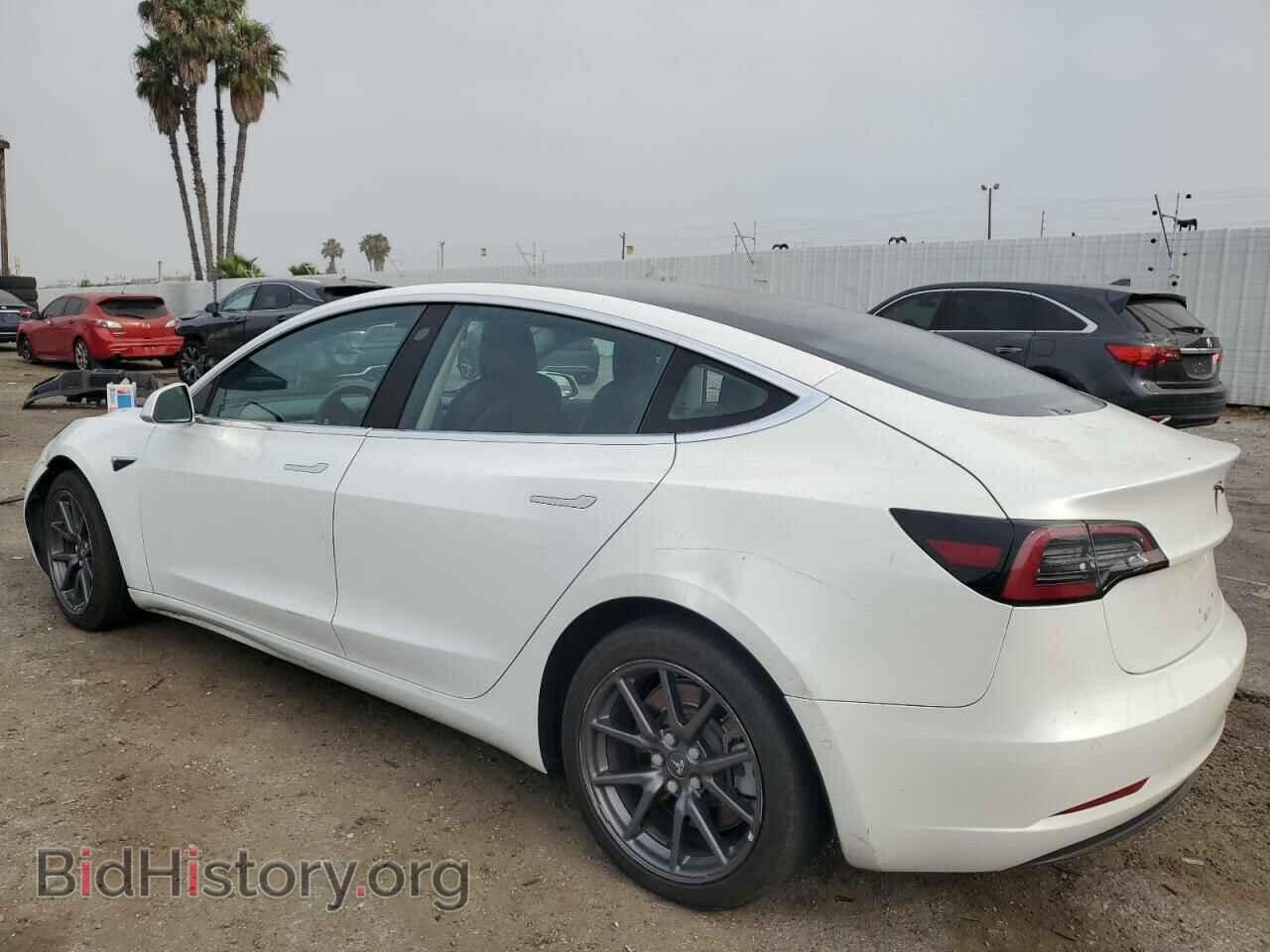 2018 TESLA MODEL 3 - VIN: 5YJ3E1EAXJF098785 - Фото 2