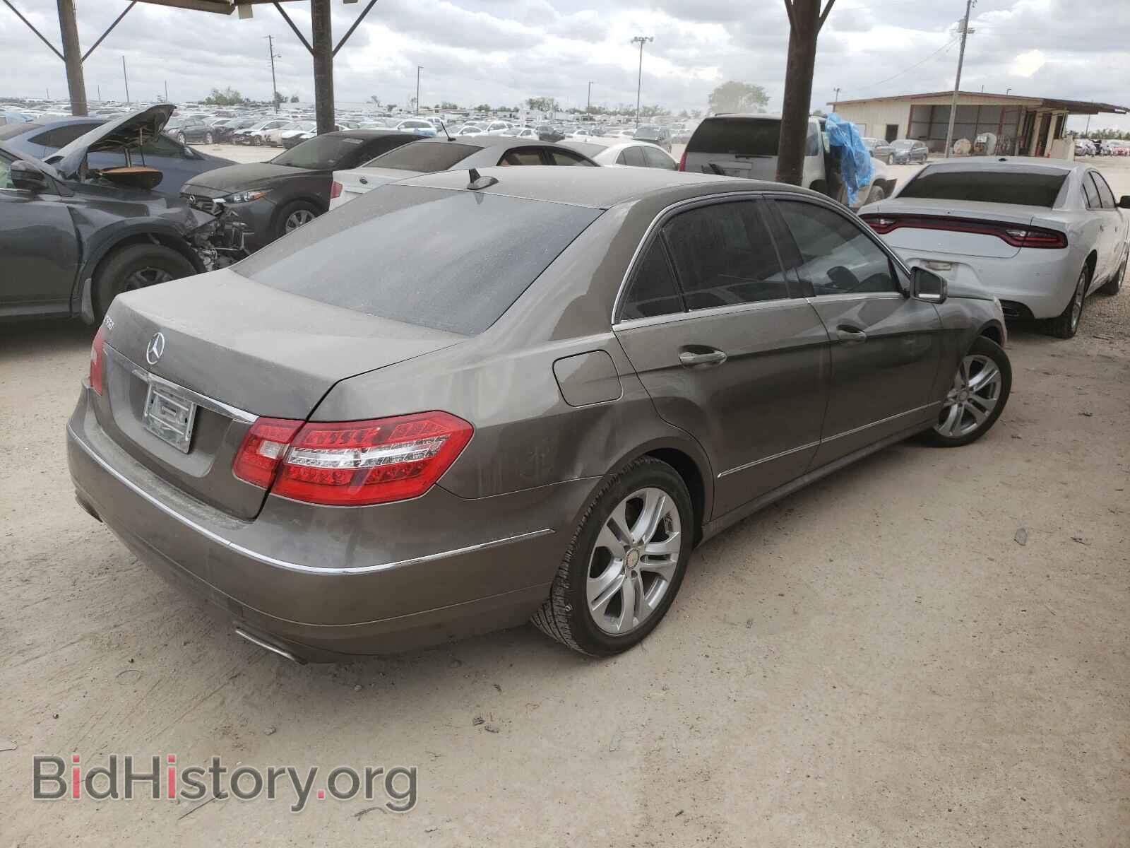 2011 MERCEDES-BENZ E-CLASS - VIN: WDDHF7CB2BA430672 - Фото 4