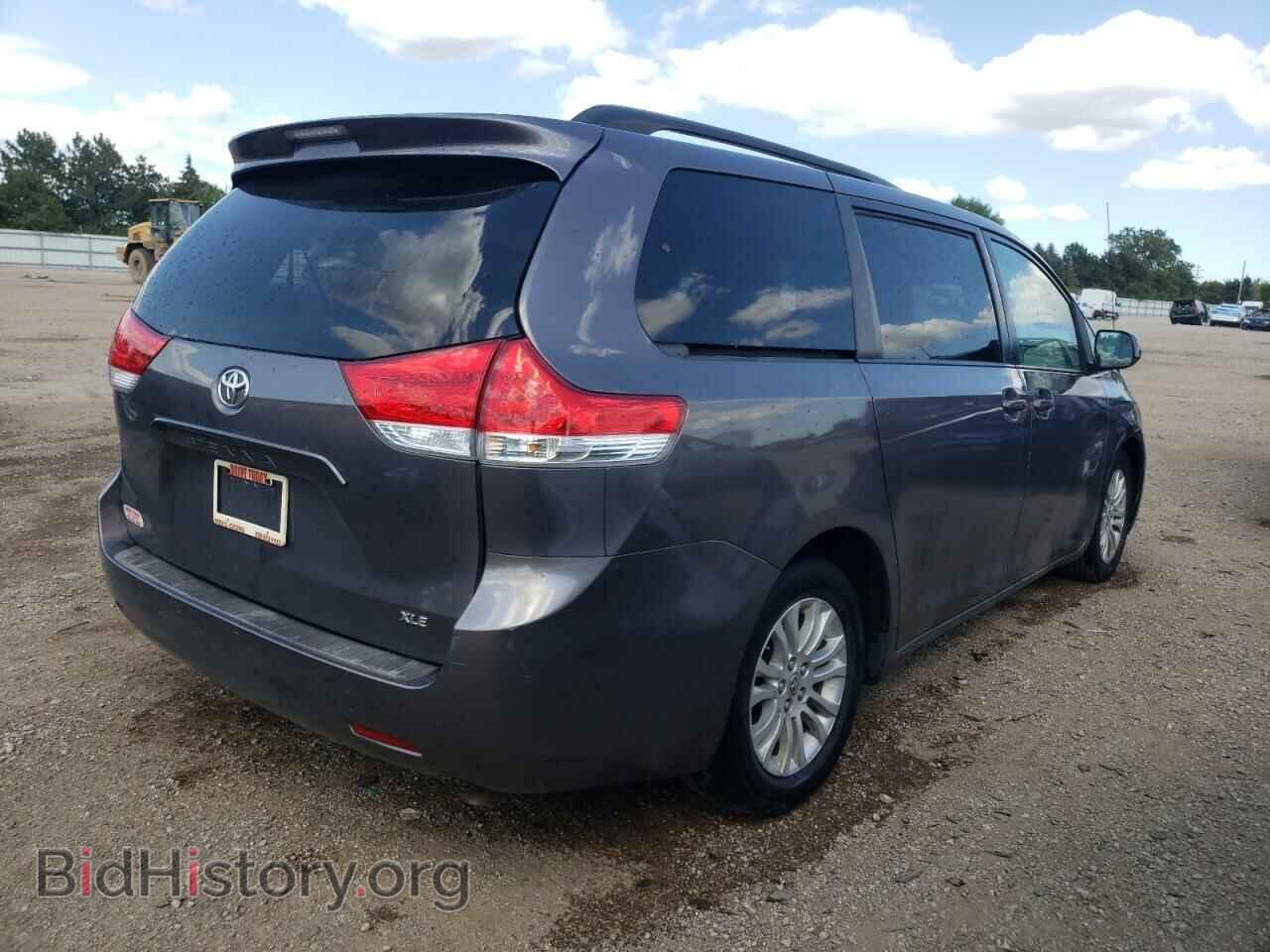 2012 TOYOTA All Models - VIN: 5TDYK3DC4CS241810 - Фото 3