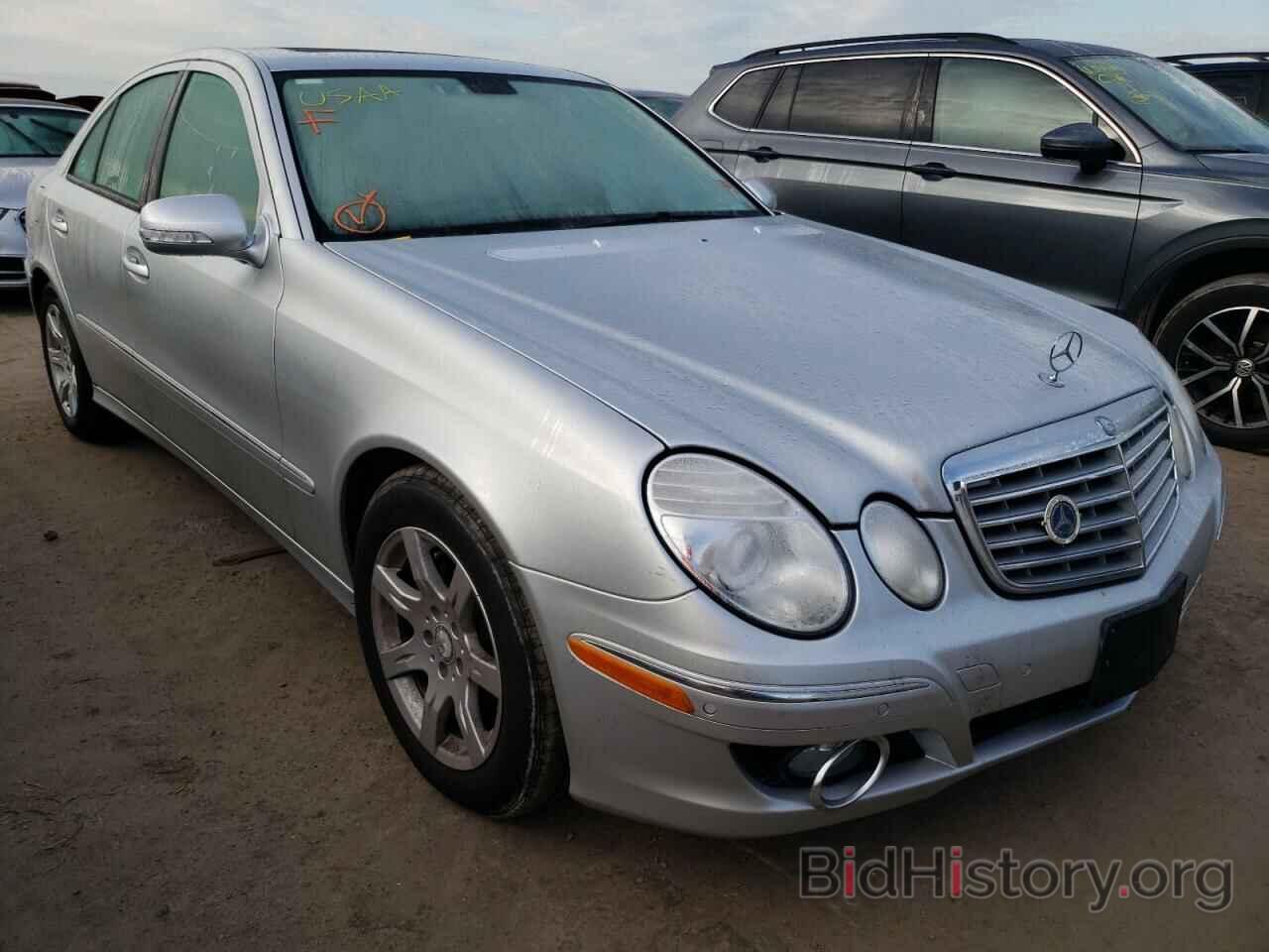 Photo WDBUF22X18B221031 - MERCEDES-BENZ E-CLASS 2008