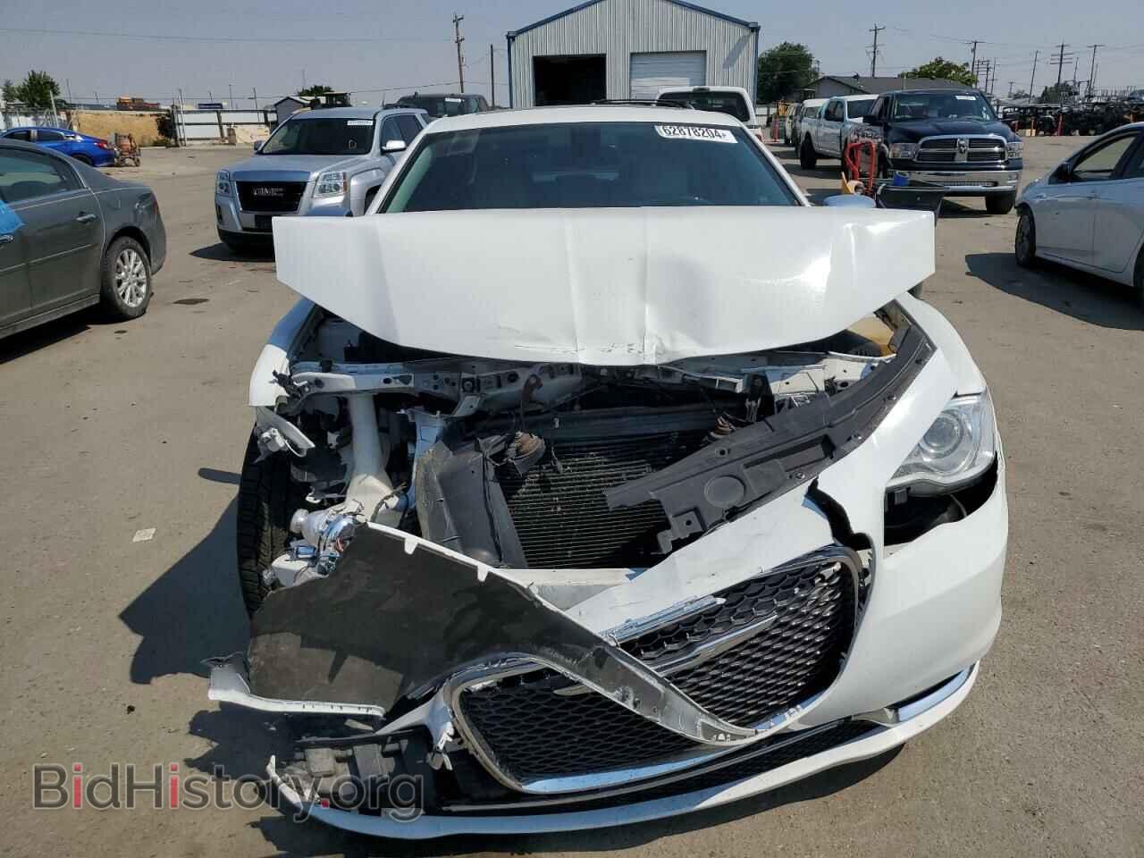 2016 CHRYSLER 300 - VIN: 2C3CCAKG4GH191033 - Фото 5