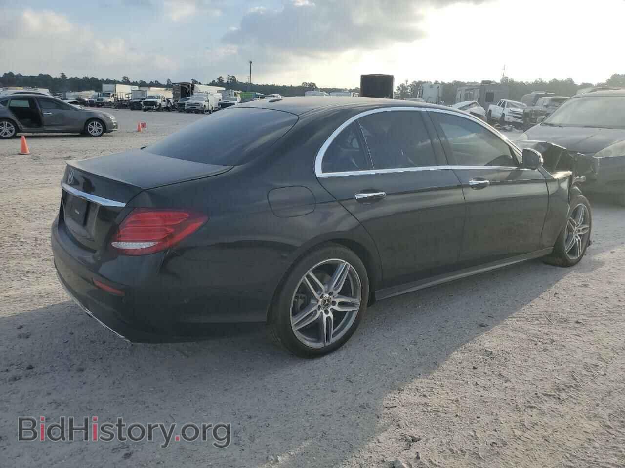 2018 MERCEDES-BENZ E-CLASS - VIN: WDDZF4JB9JA347048 - Фото 3